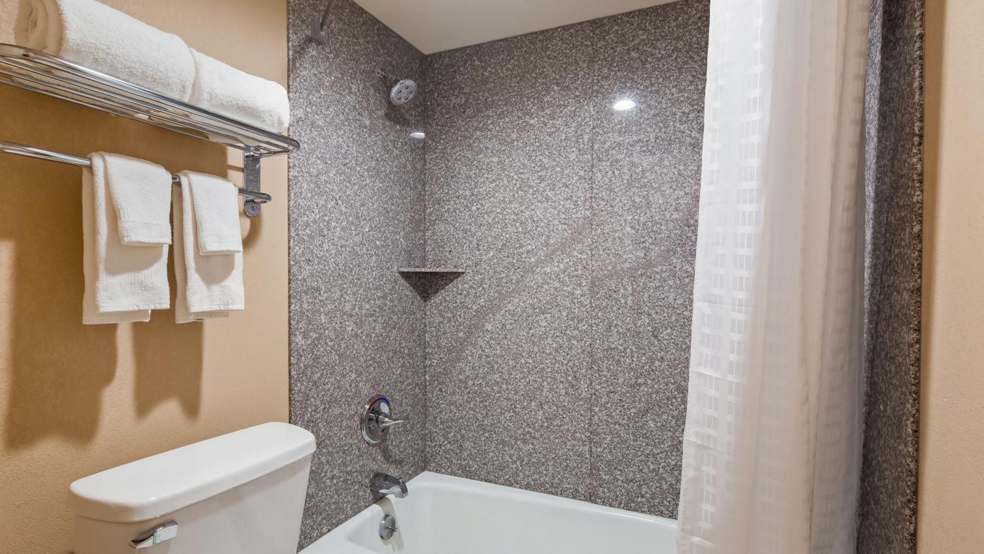Surestay Hotel By Best Western Tupelo North Zewnętrze zdjęcie